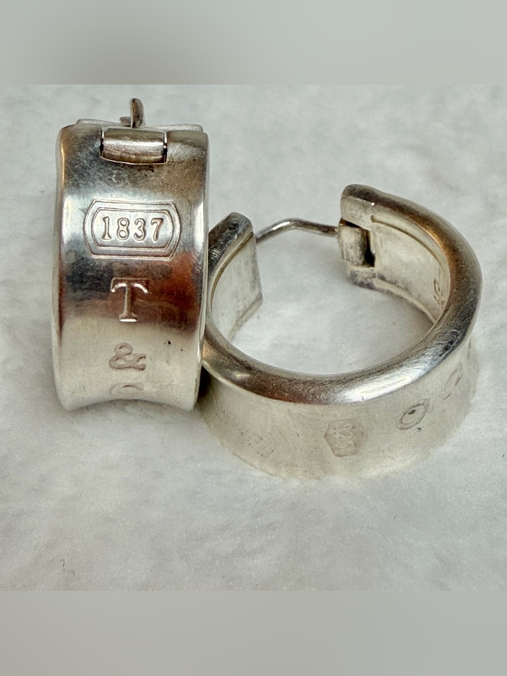 Tiffany & Co. 1837 Sterling Silver 925 Hoop Earrings Hinged Huggie Chunky 18mm